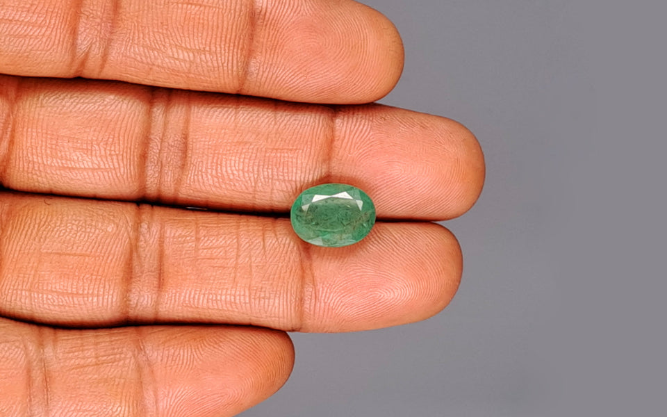 Emerald - 3.97 Carats
