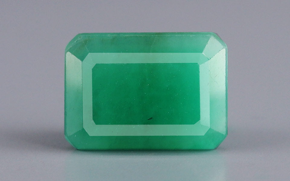 Zambian Emerald - 4.06 Carat Fine Quality EMD-10259