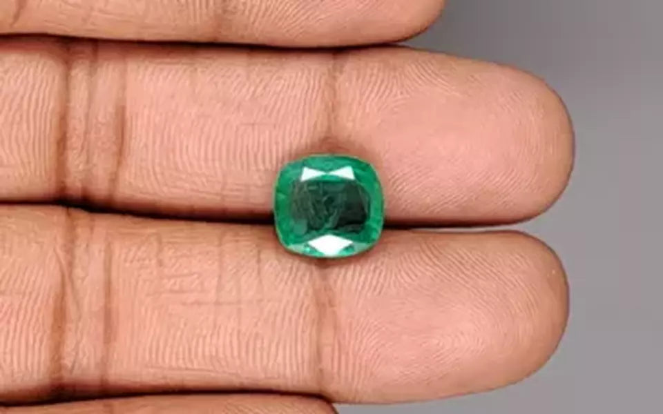 Emerald - 4.11 Carats