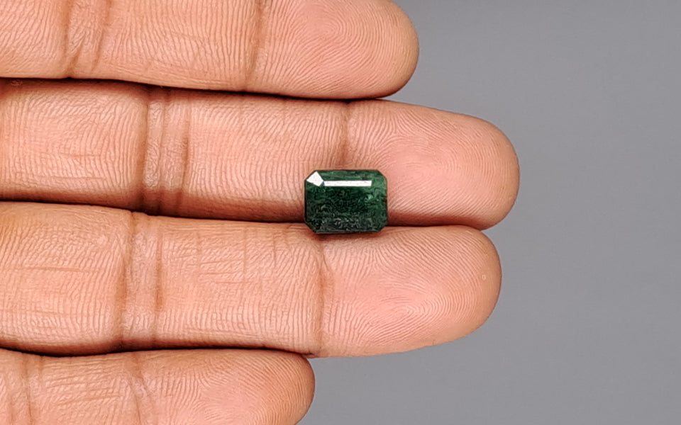 Zambian Emerald - 4.16 Carat Fine Quality EMD-10029