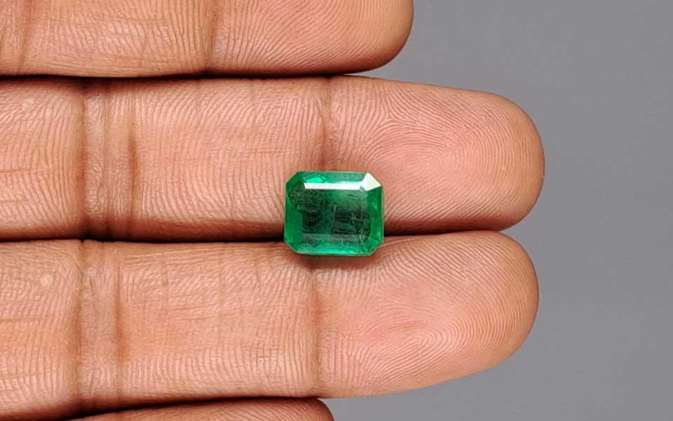 Emerald - 4.21 Carats
