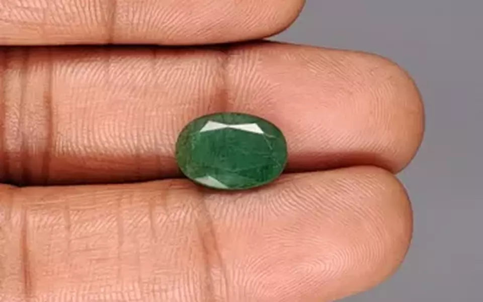 Emerald - 4.22 Carats