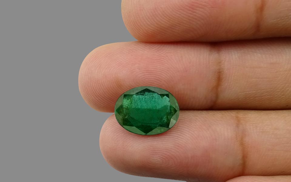Emerald - 4.47 Carats