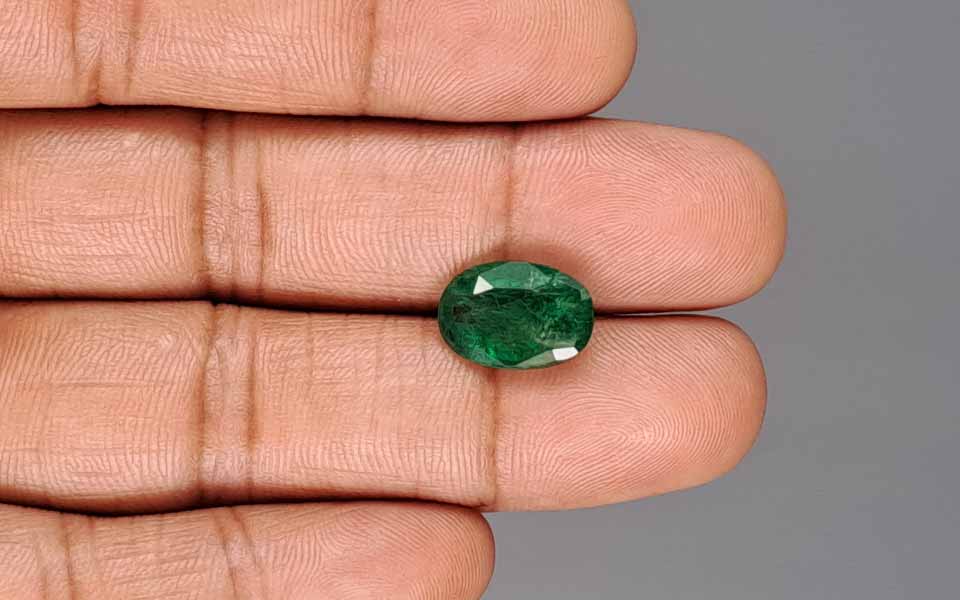 Zambian Emerald - 4.53 Carat Prime Quality EMD-10326