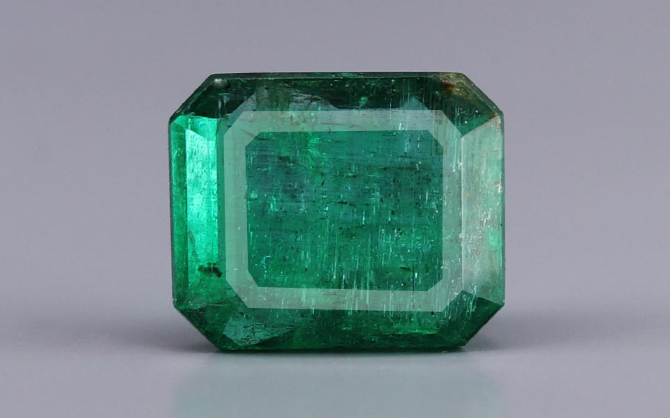 Emerald - 4.56 Carats
