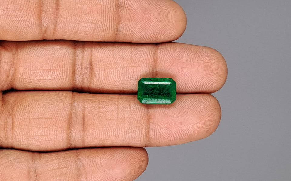 Emerald - 4.64 Carats