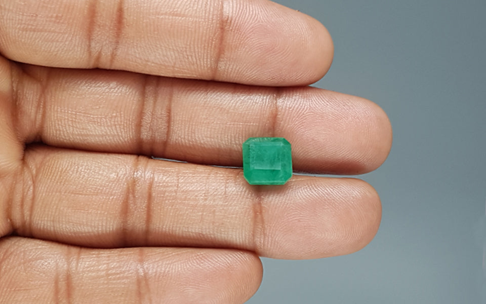 Emerald - 4.67 Carats