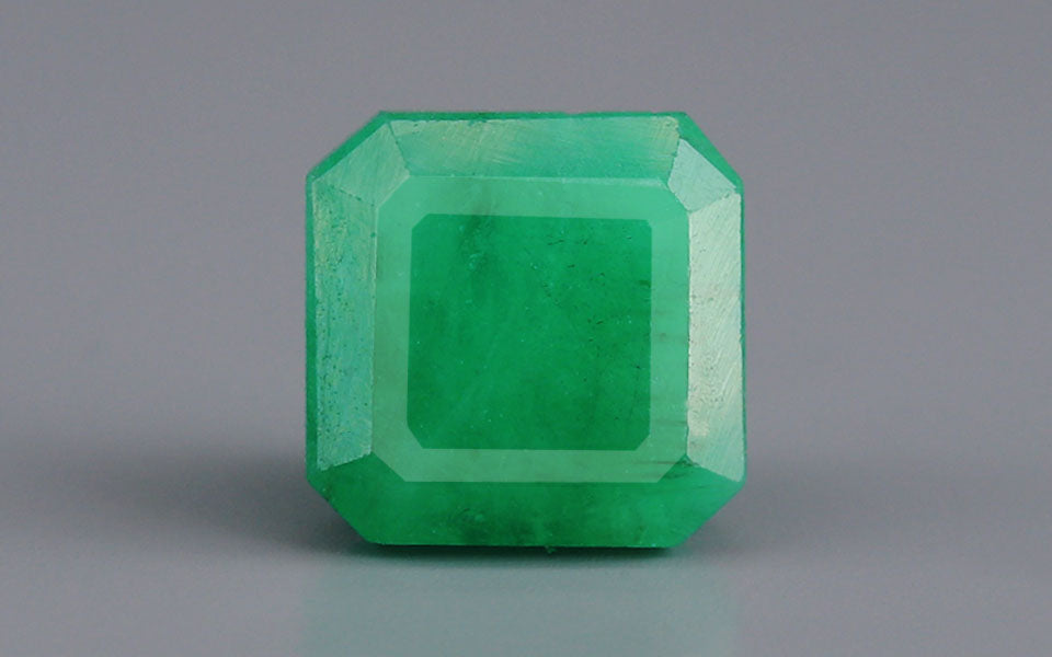 Emerald - 4.67 Carats