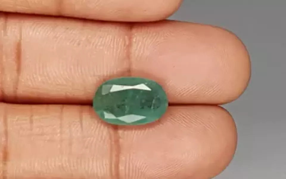 Emerald - 4.79 Carats