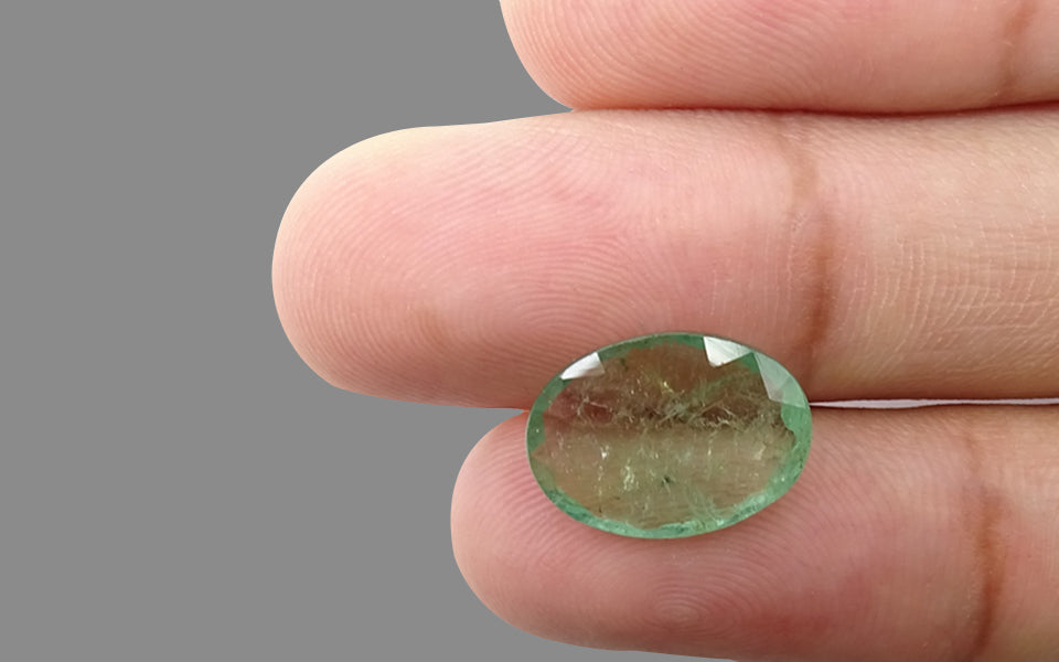 Emerald - 4.94 Carats