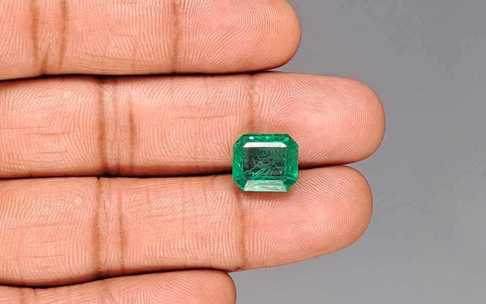 Emerald - 5.48 Carats