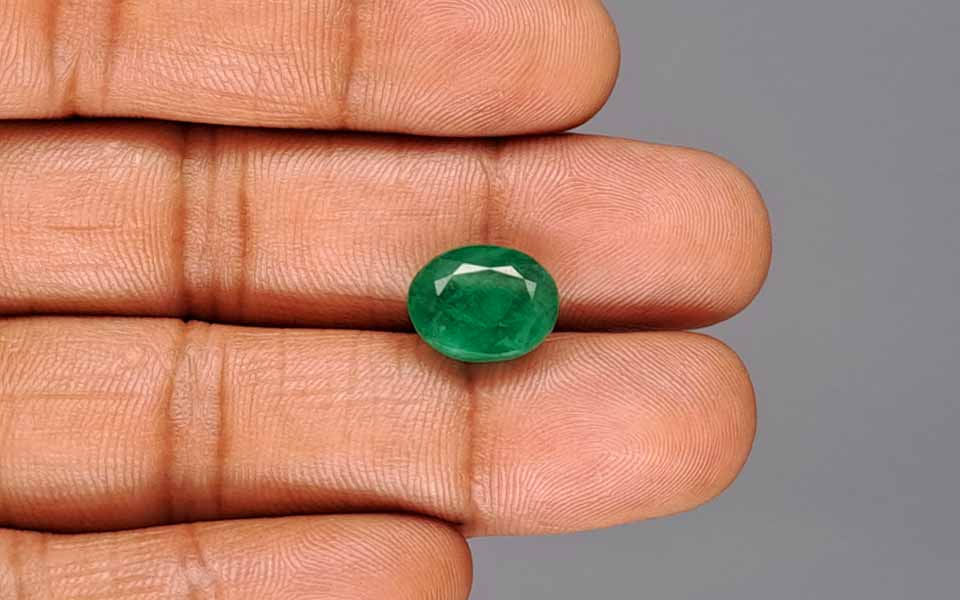 Emerald - 5.79 Carats
