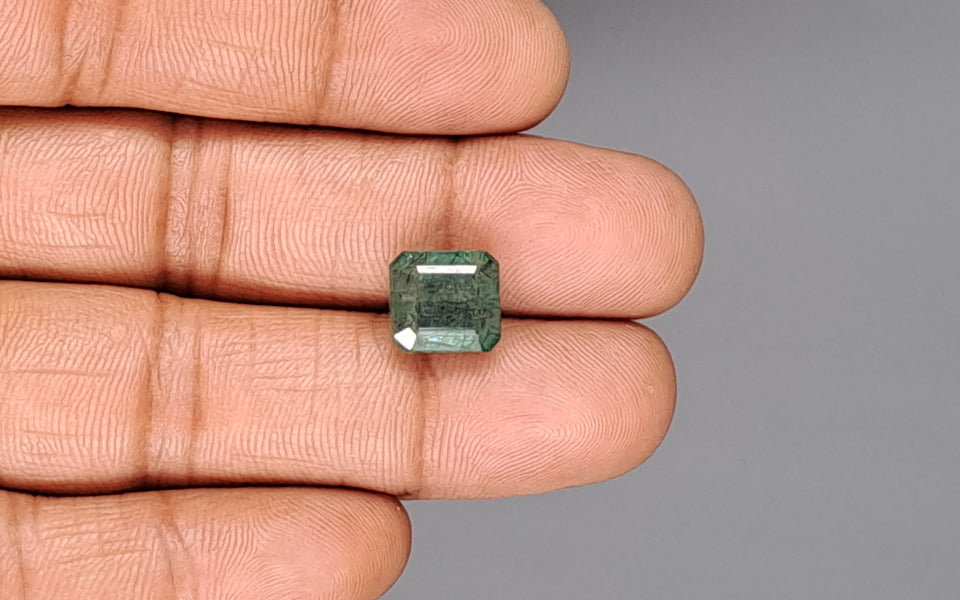 Emerald - 5.99 Carats