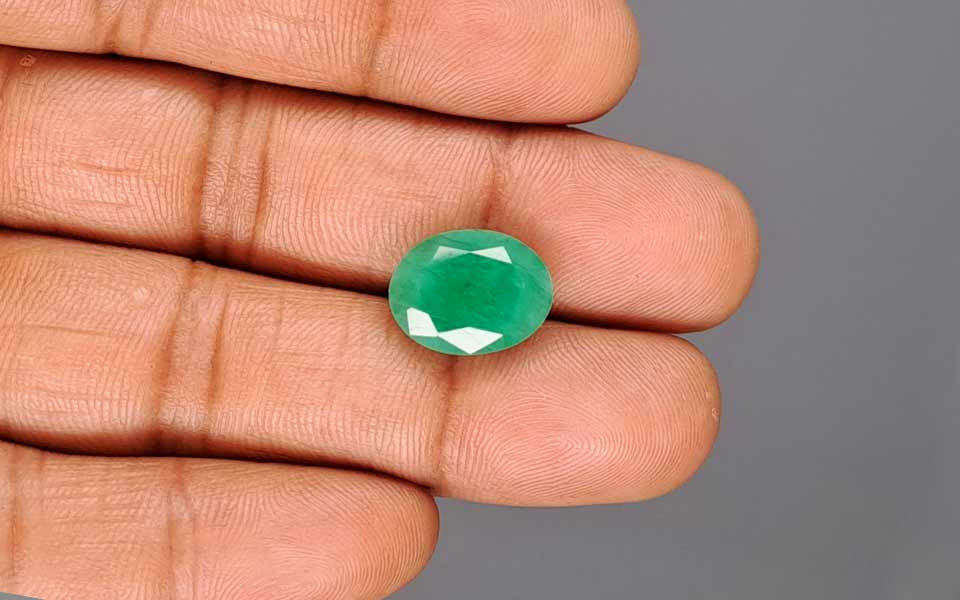 Zambian Emerald - 7.21 Carat Fine Quality EMD-10265