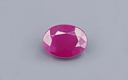 Natural African Ruby - 2.76 Carat  Limited-Quality