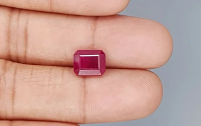 Natural Ruby BR-7404  Limited-Quality 4.32 Carat  