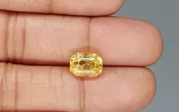 Ceylon Yellow Sapphire - 5.13 Carat Rare Quality CYS-3840
