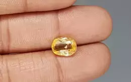 Ceylon Yellow Sapphire - 4.03 Carat Limited Quality CYS-3924