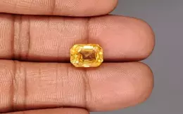 Ceylon Yellow Sapphire - 5.87 Carat Rare Quality CYS-3957