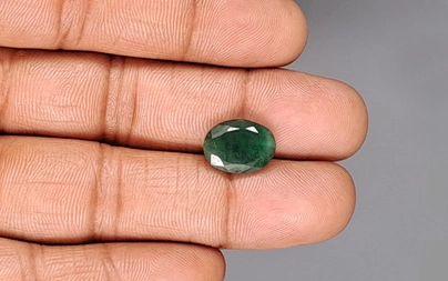 Zambian Emerald - 5.44 Carat Fine Quality EMD-10009