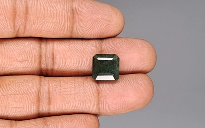 Zambian Emerald - 7.59 Carat Fine Quality EMD-10098