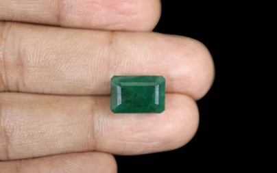 Emerald - EMD 9431 (Origin - Zambian) Prime - Quality