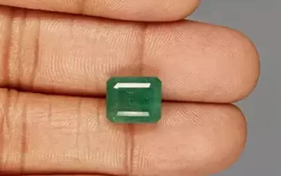 Zambian Emerald - 5.27 Carat Prime Quality  EMD-9714