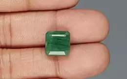 Zambian Emerald - 6.38 Carat Fine Quality  EMD-9748