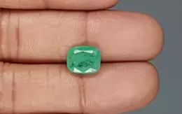 Zambian Emerald - 3.57 Carat Fine Quality  EMD-9755