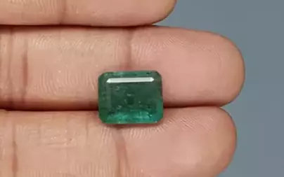 Zambian Emerald - 5.75 Carat Prime Quality  EMD-9810