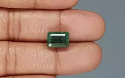 Zambian Emerald - 5.77 Carat Prime Quality  EMD-9835