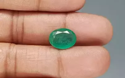Zambian Emerald - 4.25 Carat Prime Quality  EMD-9906