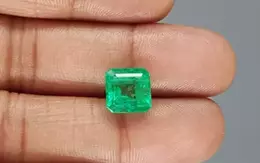 Colombian Emerald - 4.73 Carat Rare Quality  EMD-9922