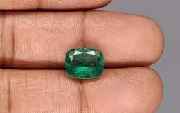 Zambian Emerald - 4.01 Carat Rare Quality  EMD-9928