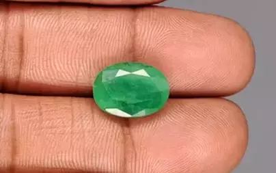 Zambian Emerald - 6.09 Carat Prime Quality  EMD-9939
