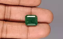 Zambian Emerald - 6.85 Carat Prime Quality  EMD-9955