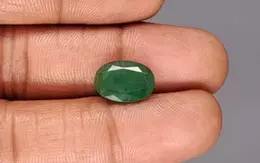 Zambian Emerald - 4.22 Carat Fine Quality  EMD-9969