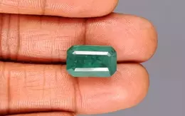 Zambian Emerald - 8.63 Carat Prime Quality  EMD-9977