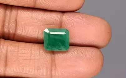 Zambian Emerald - 5.84 Carat Prime Quality  EMD-9988