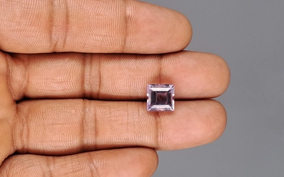 Amethyst - 3.69 Carat Prime Quality AMT-12732