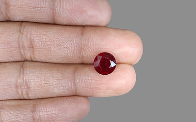 Thailand Ruby - 4.42 Carat Prime Quality BR-7043