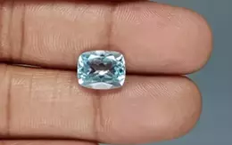 Natural Blue Topaz - 4.86 Carat Prime Quality BT-26010