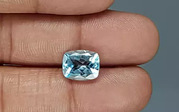 Natural Blue Topaz - 4.61 Carat Prime Quality BT-26022