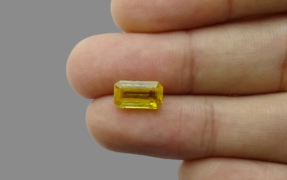 Thailand Yellow Sapphire - 3.23 Carat Limited Quality BYS-6570