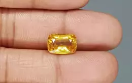 Thailand Yellow Sapphire - 5.25 Carat Rare Quality BYS-6822