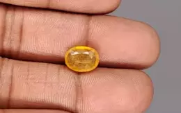 Thailand Yellow Sapphire - 3.99 Carat Prime Quality BYSGF-12109