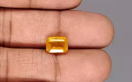 Thailand Yellow Sapphire - 3.77 Carat Prime Quality BYSGF-12127