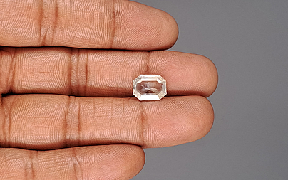 Ceylon White Sapphire - 4.56 Carat Prime Quality CWS-10054