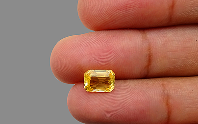 Ceylon Yellow Sapphire - 2.47 Carat Limited Quality CYS-3579