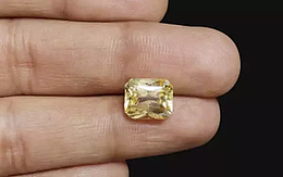 Ceylon Yellow Sapphire - 6.55 Carat Rare Quality CYS-3704